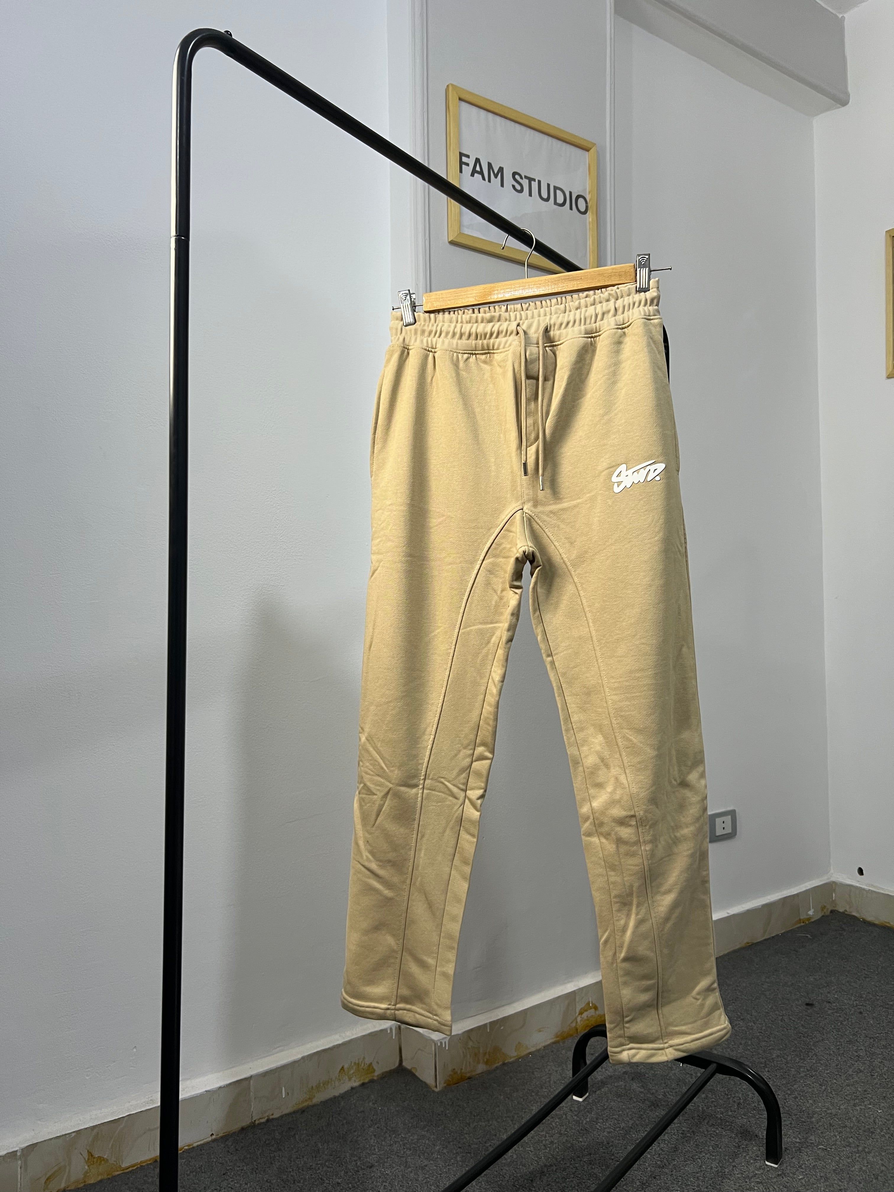 Regular Fit Wide Leg Trouser