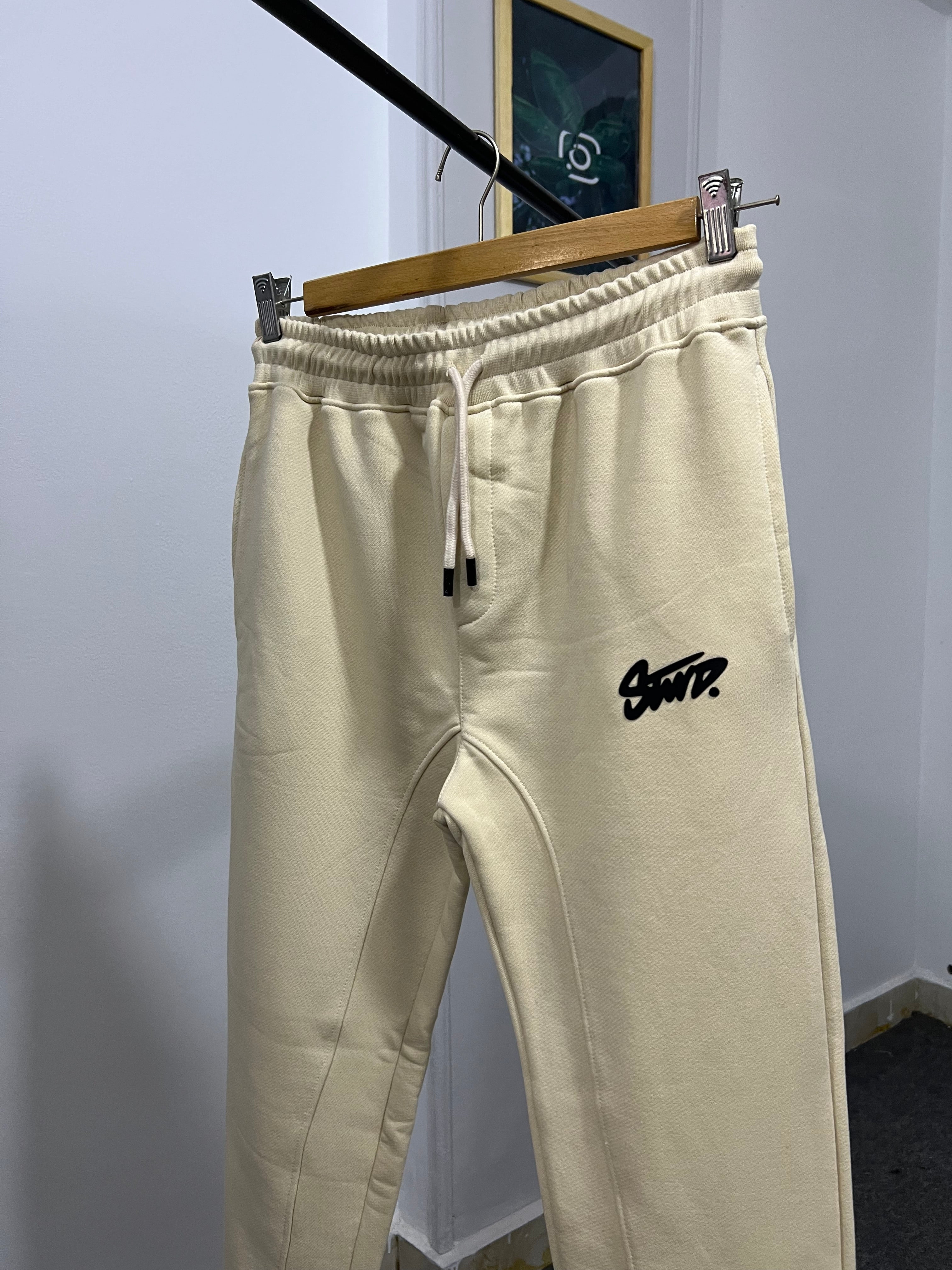 Regular Fit Wide Leg Trouser