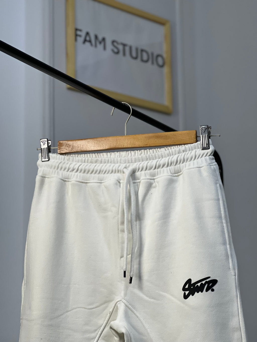 Regular Fit Wide Leg Trouser