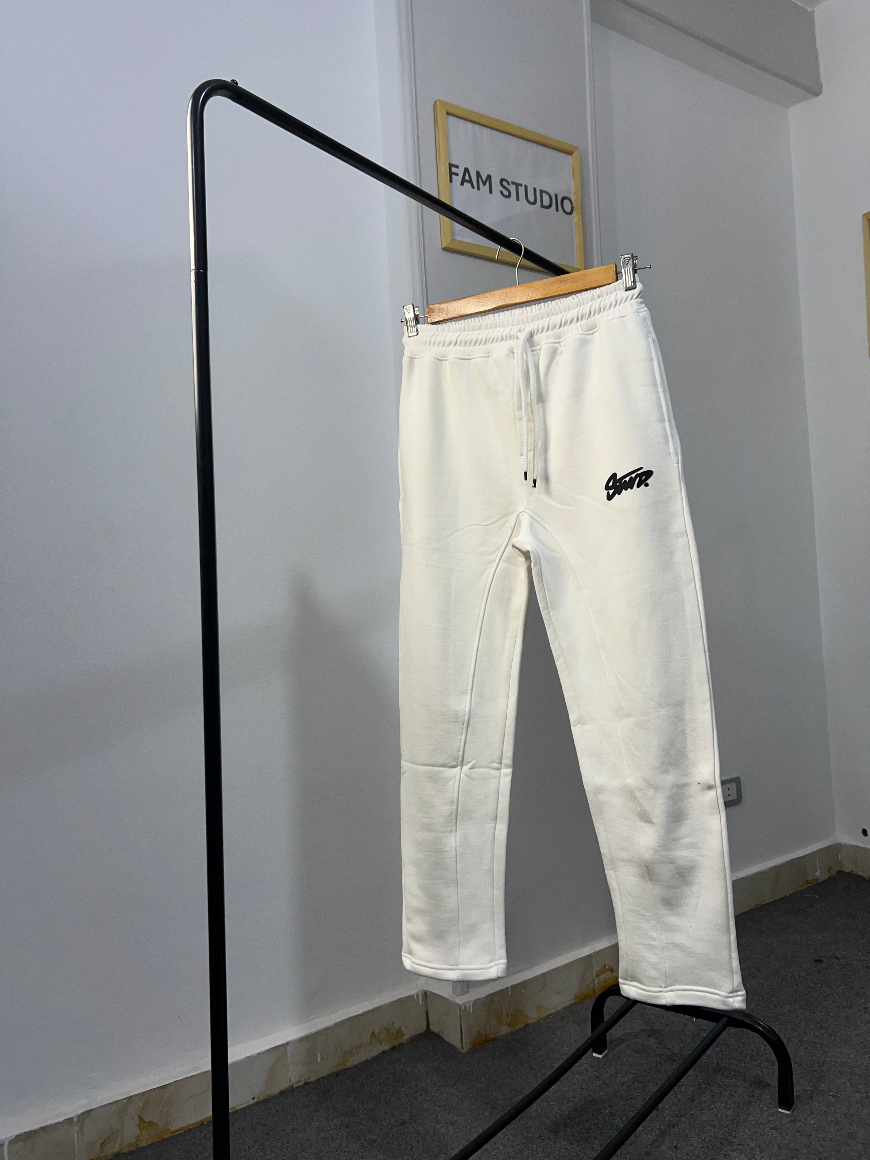 Regular Fit Wide Leg Trouser
